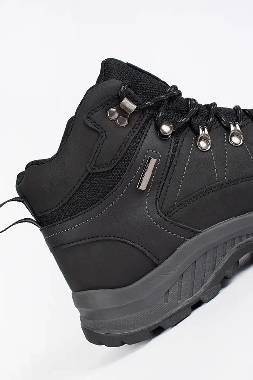 Melni izolēti pārgājienu apavi vīriešiem