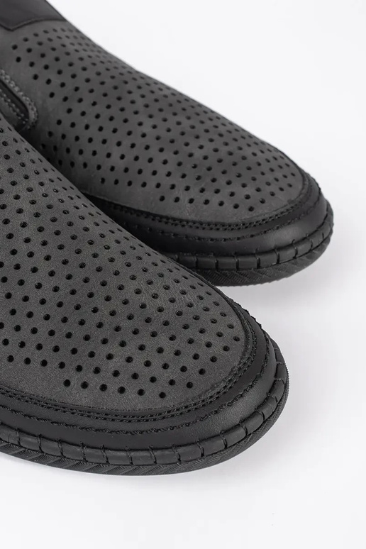 Pelēki vīriešu caurumiņkurpes