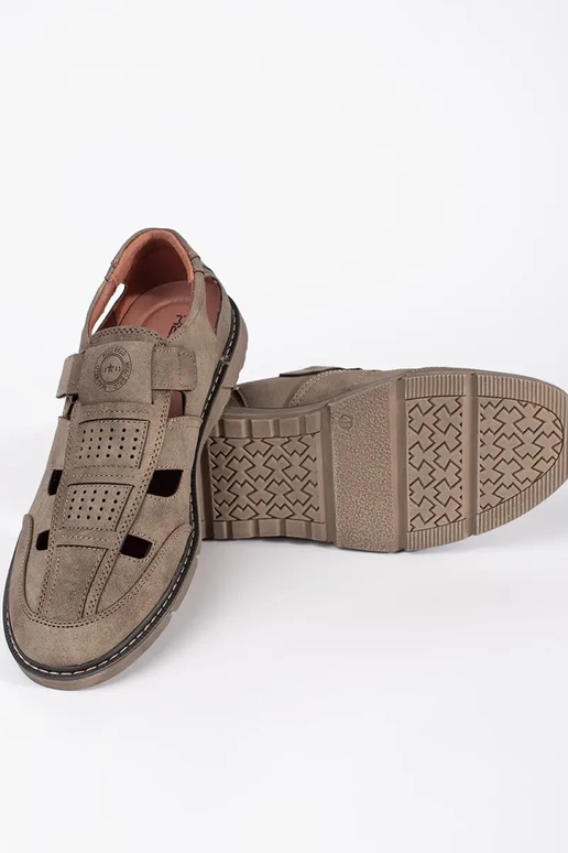 Melna krāsa vīriešu sandales