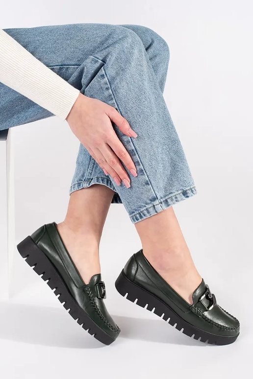 Haki krāsas mokasīni ar platformu