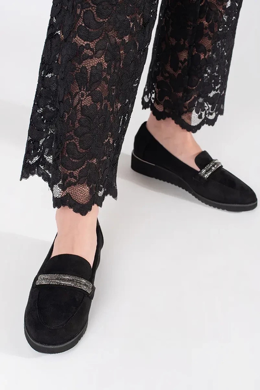 Melni mokasīni no zamša