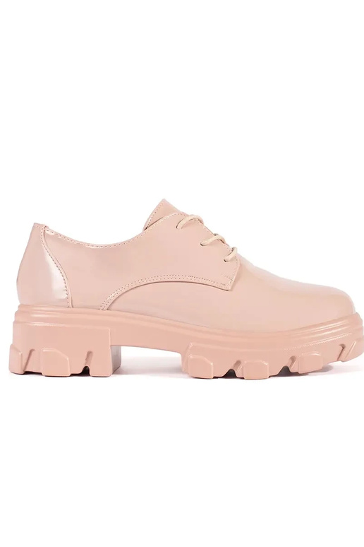 Pussoļi ar lakotu efektu un platformu