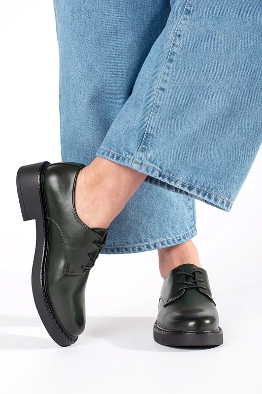 Zaļi pussoļi uz zema papēža Sergio Leone