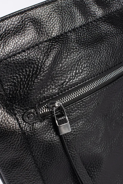 Melna soma ar regulējamu siksniņu