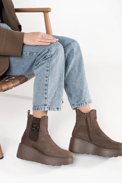 Brūni Chelsea zābaki no zamšā