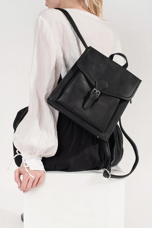 Melna sieviešu mugursoma