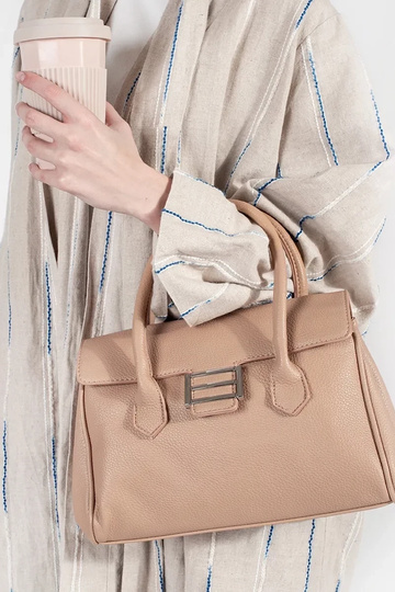 Gaišas krāsas sieviešu soma... 2