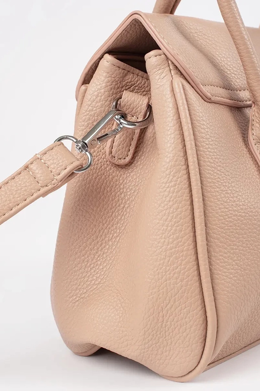 Gaišas krāsas sieviešu soma ar siksniņām