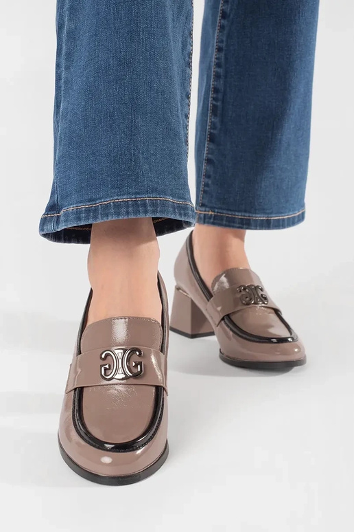 Stilīgi pusbači taupe krāsā