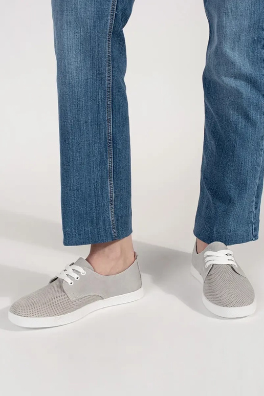 Pelēki perforēti apavi no dabīgas ādas Pelēki perforēti apavi no dabīgas ādas