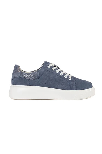Zilās ādas sneakers modeļa...