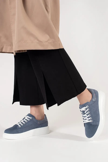 Zilās ādas sneakers modeļa... 2