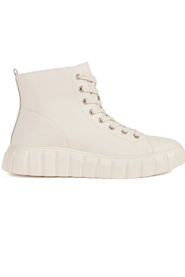 Augsti sieviešu apavi...