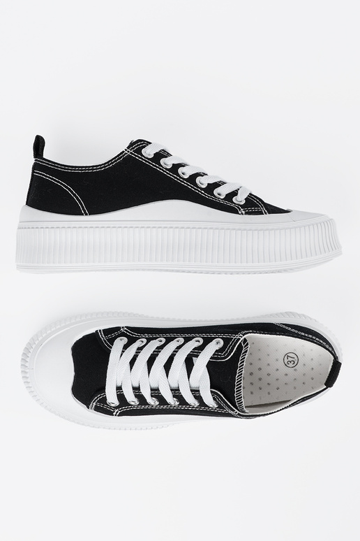 melnbalti sporta apavi uz biezas zoles melnbalti sporta apavi uz biezas zoles