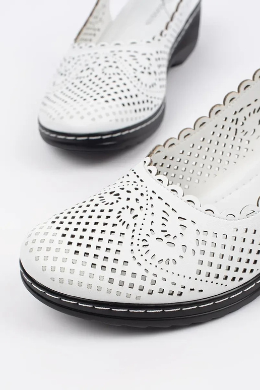 Sieviešu smilšu krāsas sandales uz... Sieviešu smilšu krāsas sandales uz...