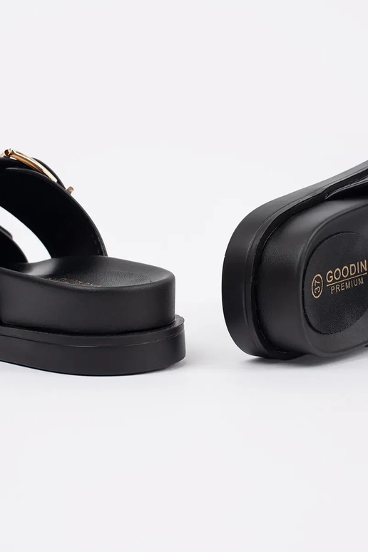 melnas plakanas šļupstītes ar sprādzēm