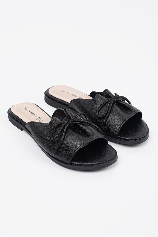 Melni čības ar loku Melni čības ar loku