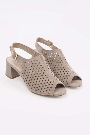 smilšu krāsas sandales ar... 2