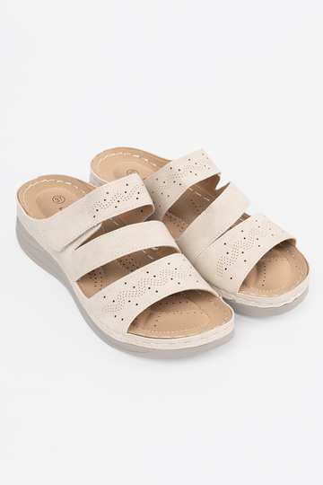 Čības uz zemas platformas... 2