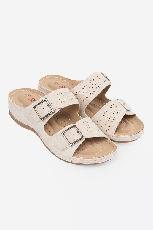 Sandalīši uz zemas platformas ar...