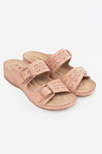 Sandalīši uz zemas... 2