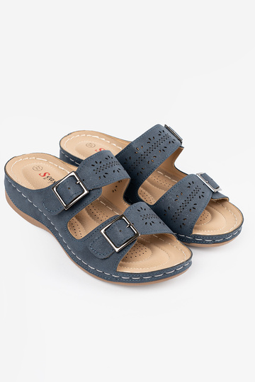 Sandalīši uz zemas... 2