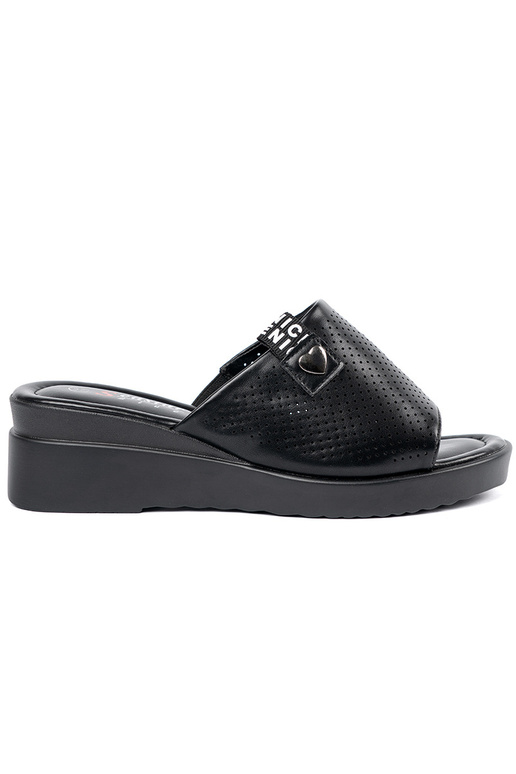 Ažūra čības ar platformu melnā krāsā Ažūra čības ar platformu melnā krāsā