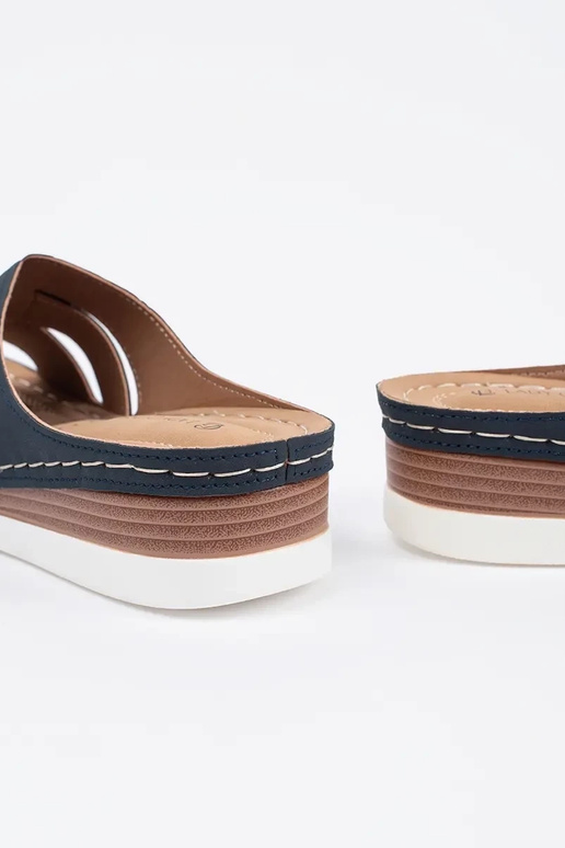 Ērtas čības uz zema pleca zilā krāsā Ērtas čības uz zema pleca zilā krāsā