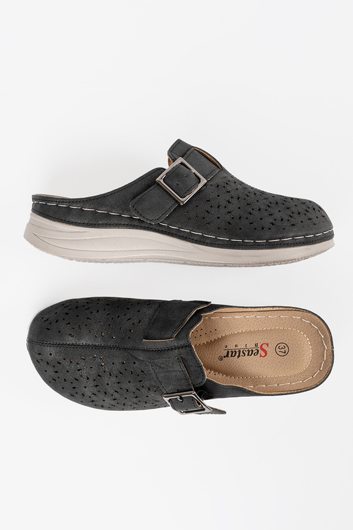 Čības ar aizvērtām pirkstiem un...