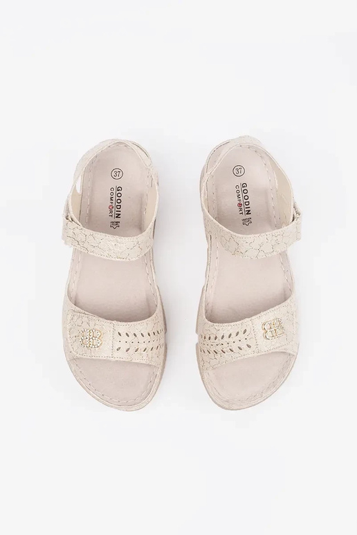 ziloņa kaula krāsas sandales sievietēm ziloņa kaula krāsas sandales sievietēm