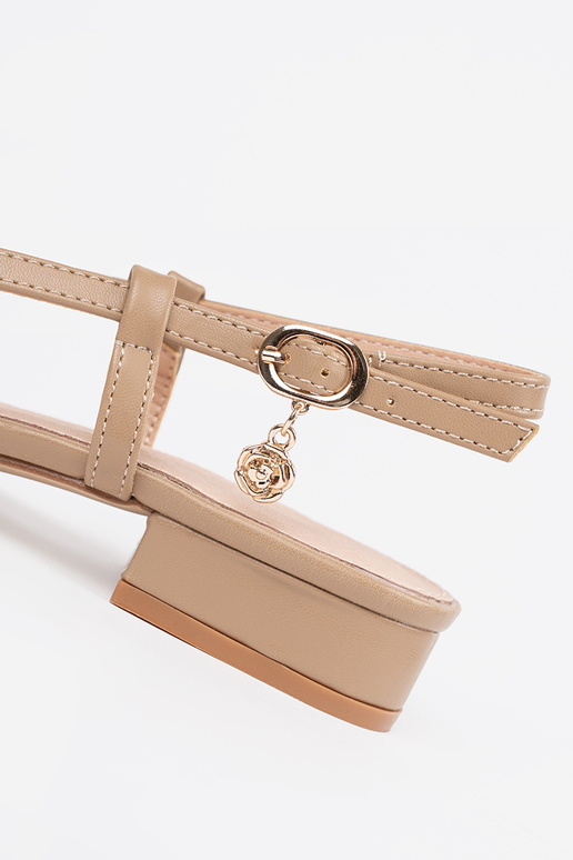 Sandales tumši pelēki brūnā krāsā