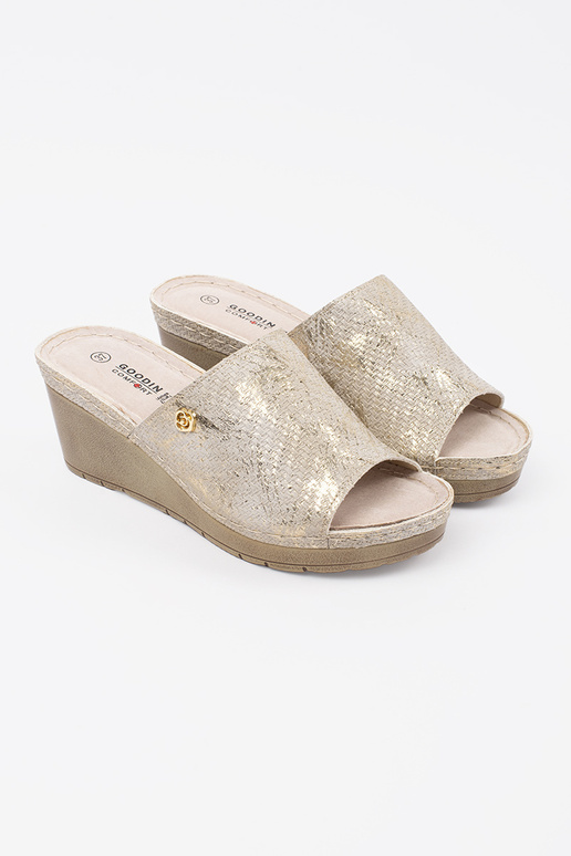 Pleiša šlepes sievietēm taupe Pleiša šlepes sievietēm taupe