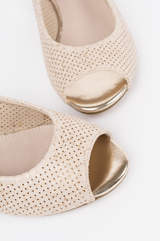 Dramblio kaula krāsas ažūrinātās...