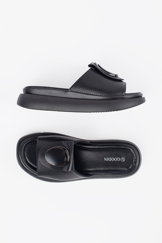 melnas krāsas ērti šļūcenes ar platformu