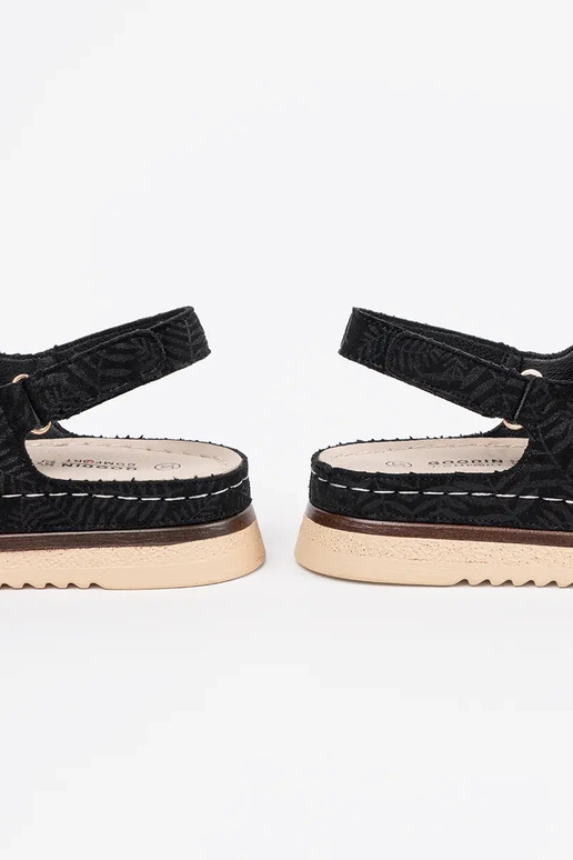 Melno krāsas sandales ar zelta...