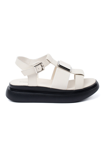 ziloņa kaula krāsas ādas...