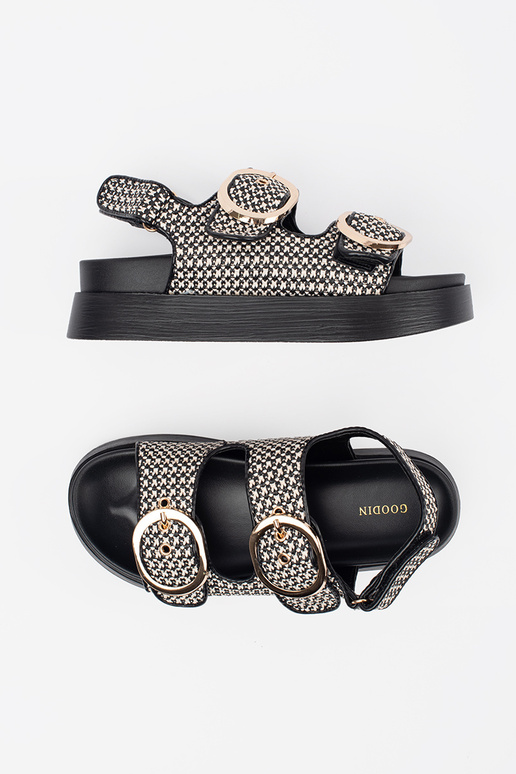 Sandales ar platformu melnā krāsā ar...