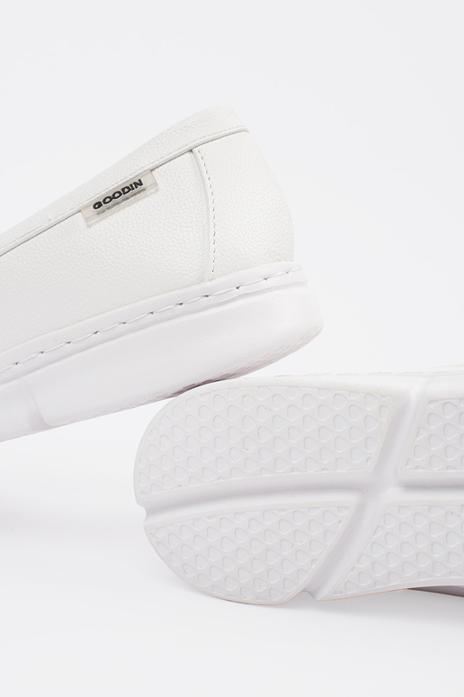 ivora krāsas caurspīdīgi mokasinā ivora krāsas caurspīdīgi mokasinā