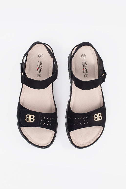 Melnu krāsas sandales sievietēm