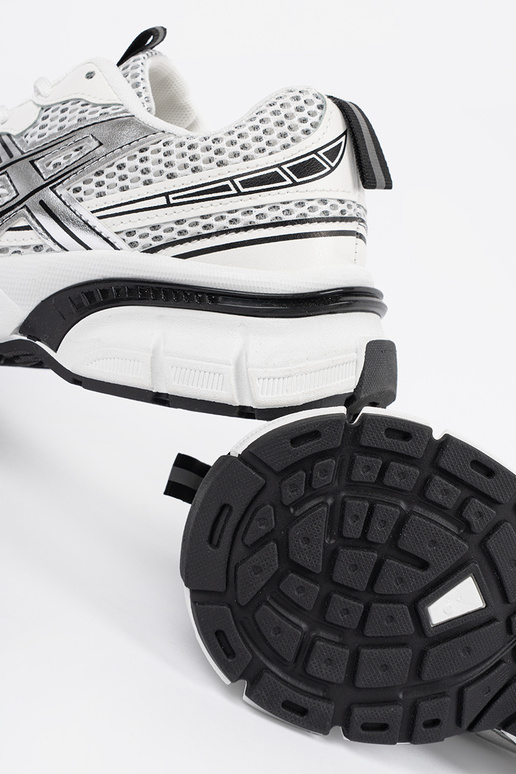 Sieviešu baltie-melnie sporta apavi...