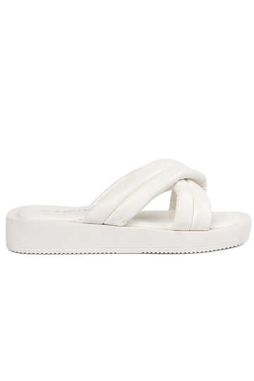 Sieviešu čības ar platformu...