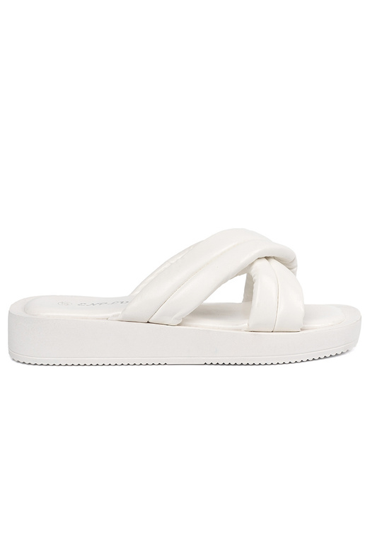 Sieviešu čības ar platformu baltā krāsā