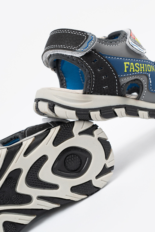 Zilās krāsas zēnu sandales