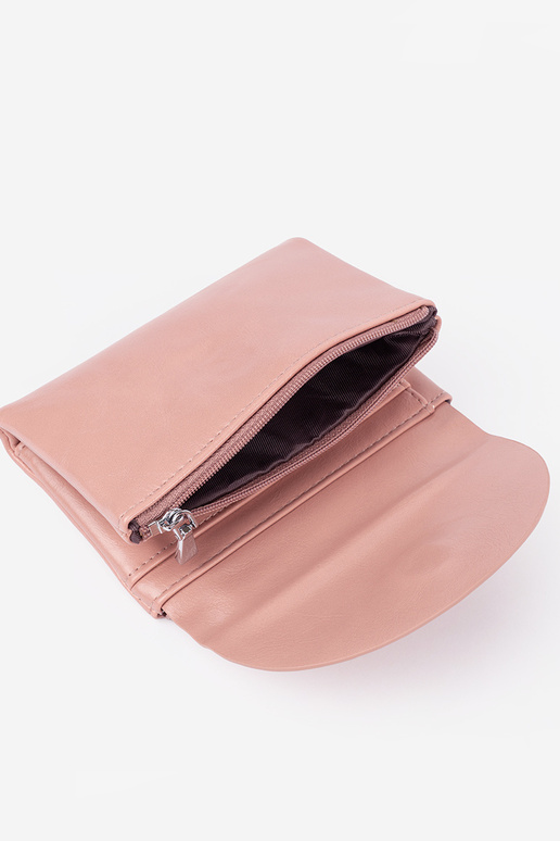 Brūnas sieviešu maciņš