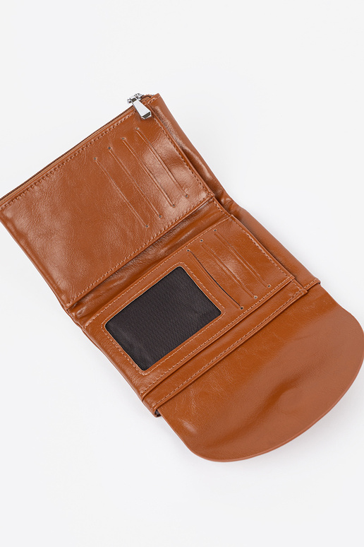 Zivju kaula krāsas sieviešu maciņš