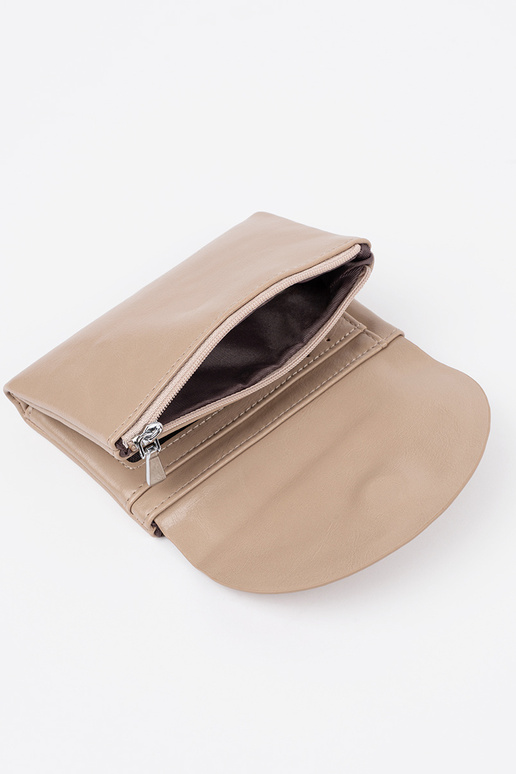 Spilgti smilšu krāsas sieviešu maciņš