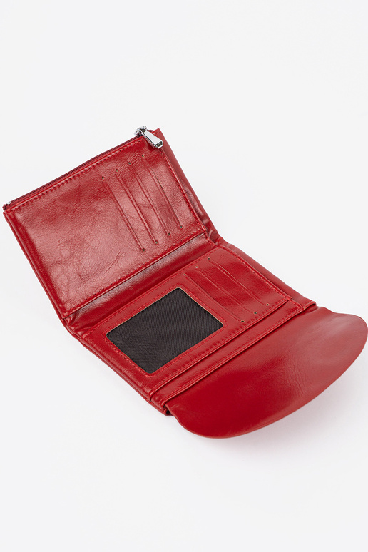 Melns sieviešu maciņš