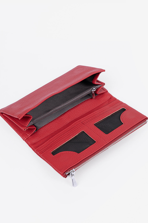 Sarkans sieviešu maciņš