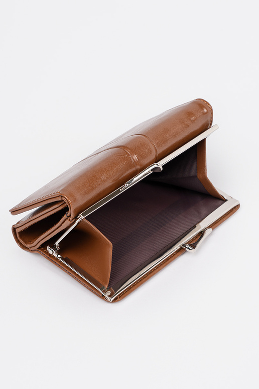 Brūns sieviešu maciņš no eko ādas