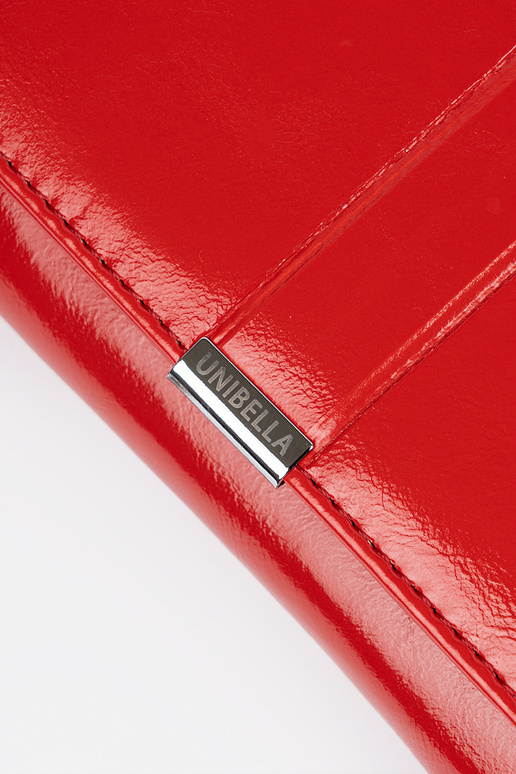 Sarkana sieviešu maks no mākslīgās ādas